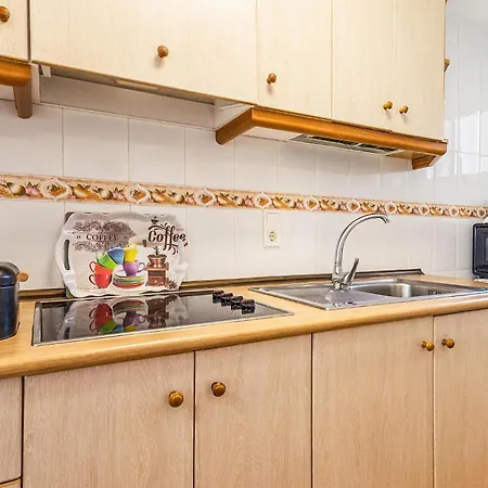 Stunning In Apartamento Torrevieja